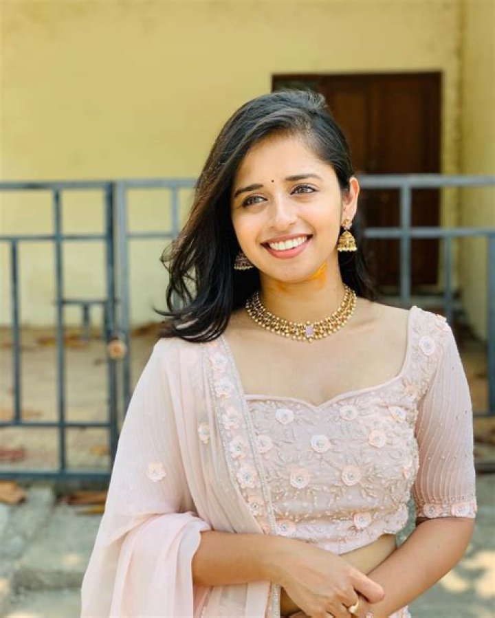  Pravallika Damerla